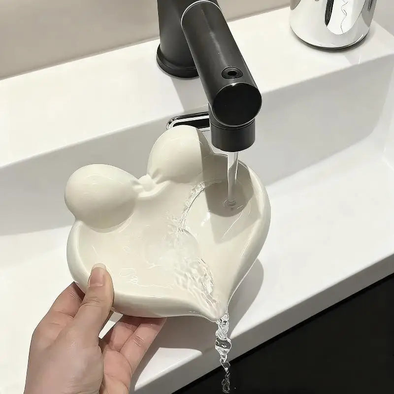 porte savon céramique forme cœur rose blanc facile nettoyer décoration romantique salle bain douche