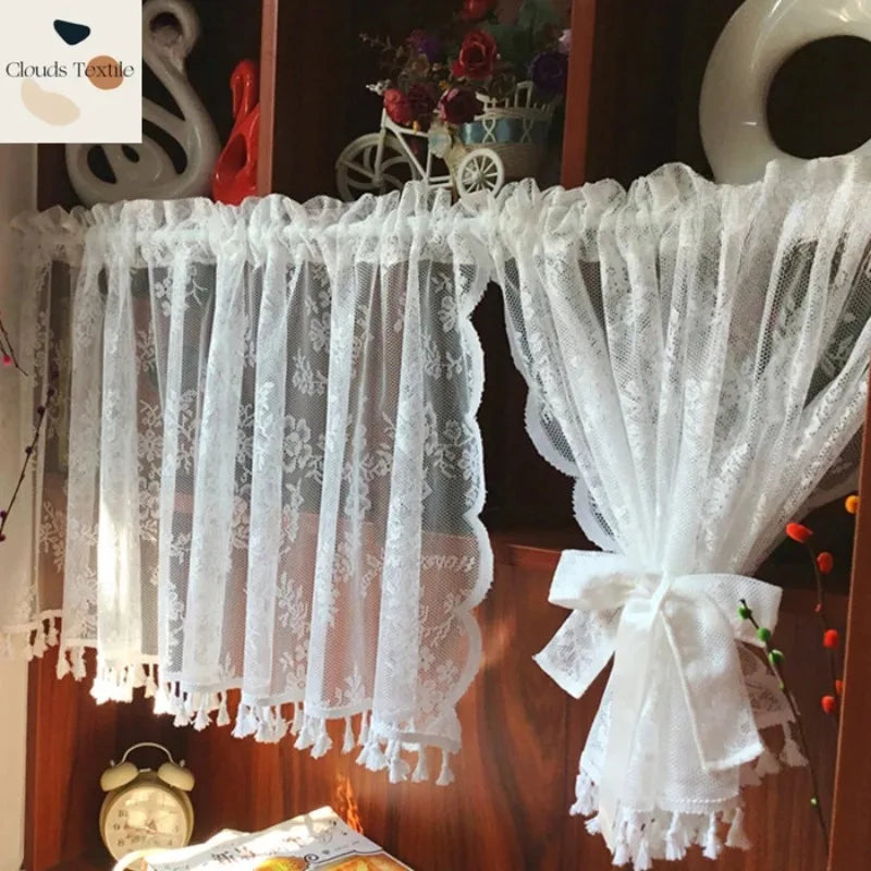 rideau blanc dentelle florale transparent vintage romantique maison 145cm 30cm franges inclusion accessoires