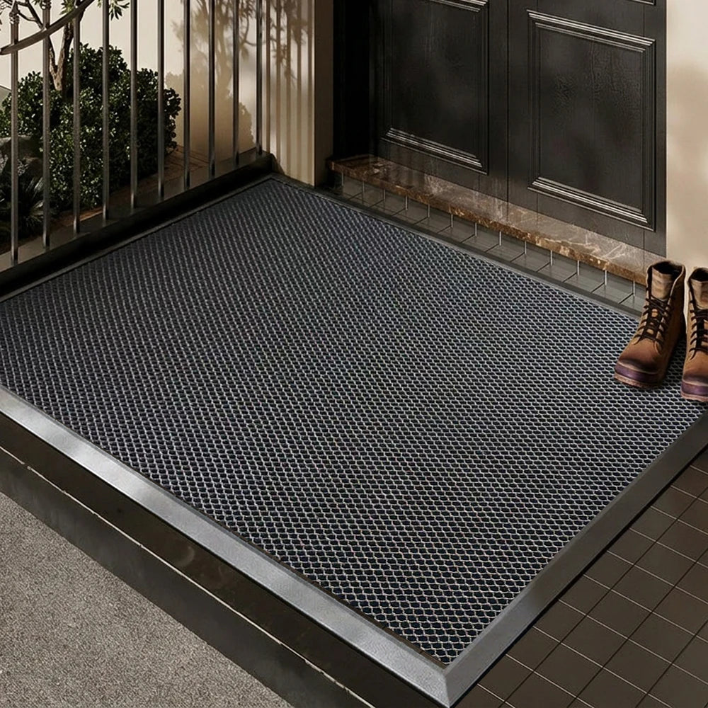 tapis d'entrée noir adhésif antidérapant résistant rides moderne couloir porte adultes
