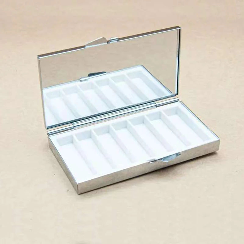 boîte bijoux moderne compartiments argentée lisse clips porte revêtement blanc