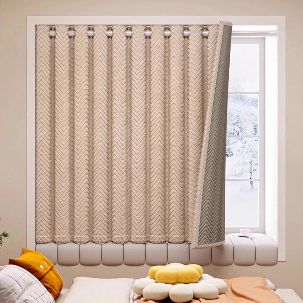 rideau moderne rayures diagonales beige clair gris clair doublure velours isolation thermique lumière opaque