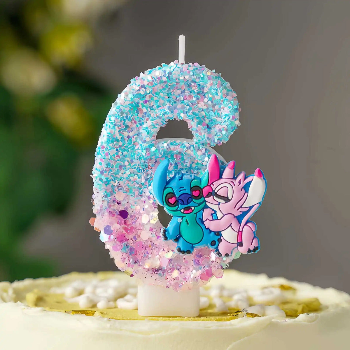bougies numériques bicolores paillettes personnages animés bleu rose blanc decoration anniversaire enfants