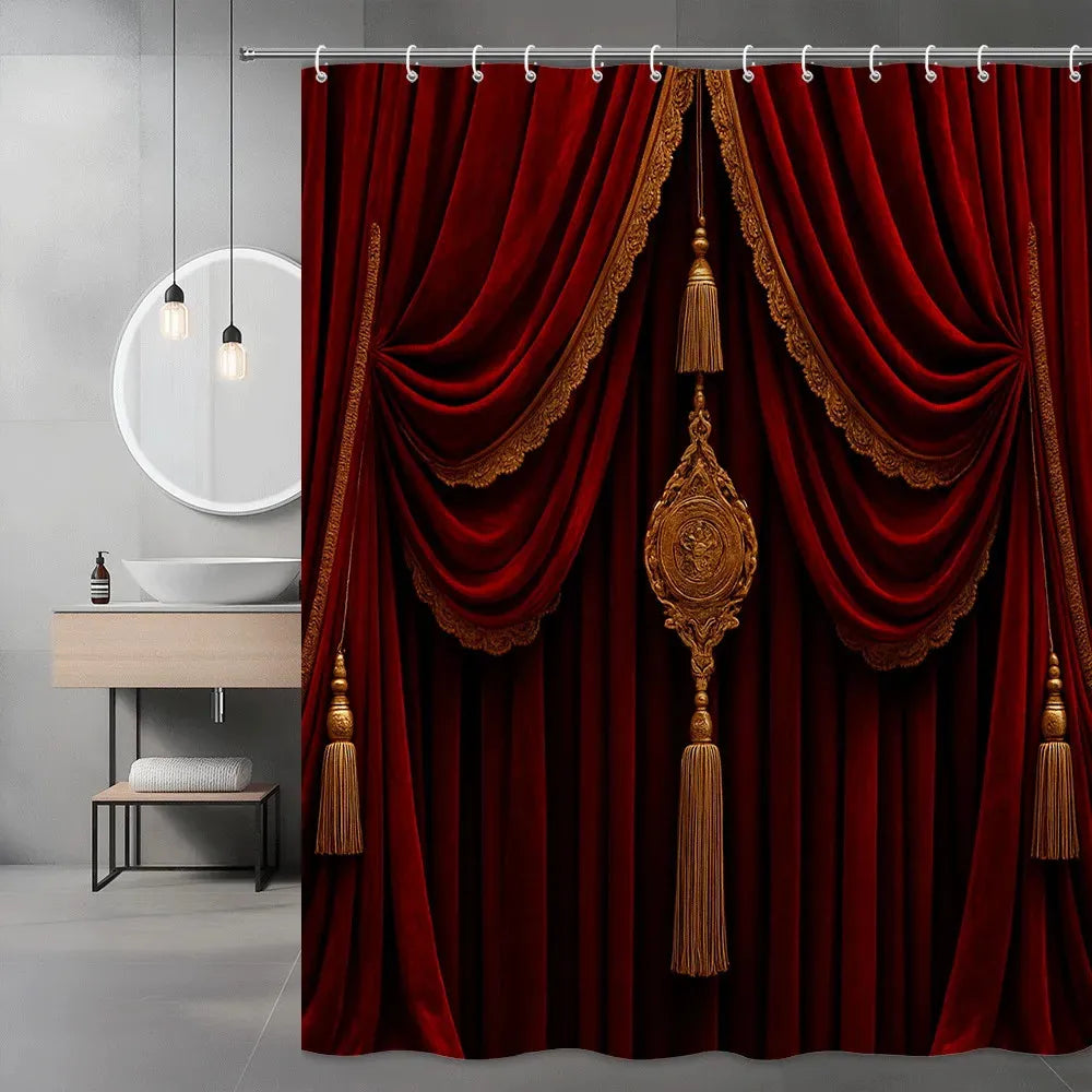 rideau douche velours rouge bordeaux bordure dorée classique imperméable machine ourlet standard tasseaux dorés