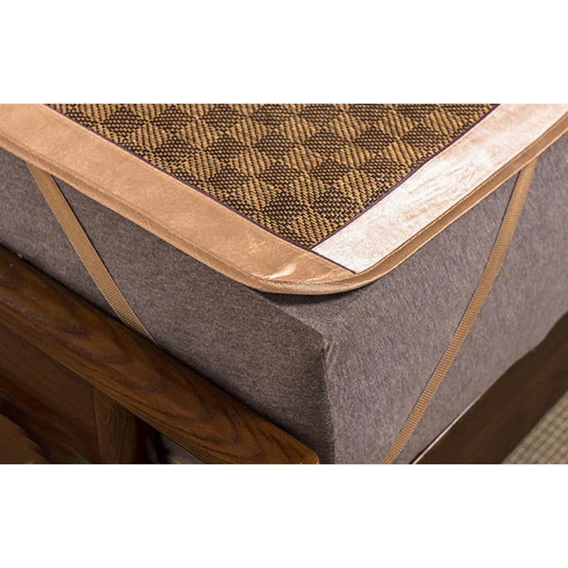 matelas sommeil rotin bambou beige marron carreaux géométriques coussins lit double