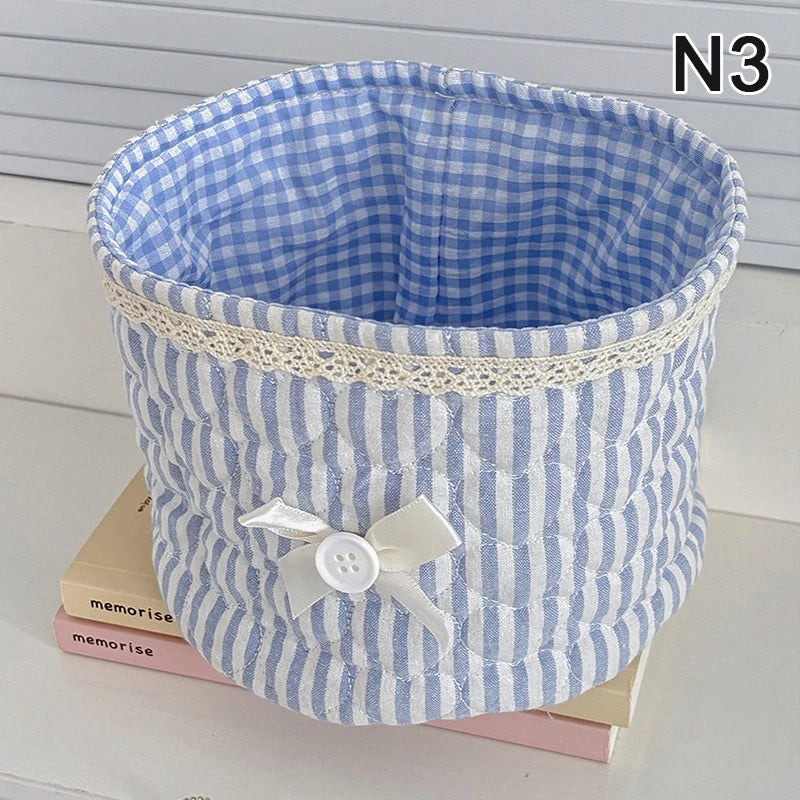 panier rangement vintage rose clair gris bleu carreaux rayures floral doux jouets accessoires chambre