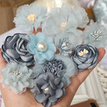 décoration intérieure fleurs artificielles violet bleu gris rose tissu romantique occasion mariage anniversaire