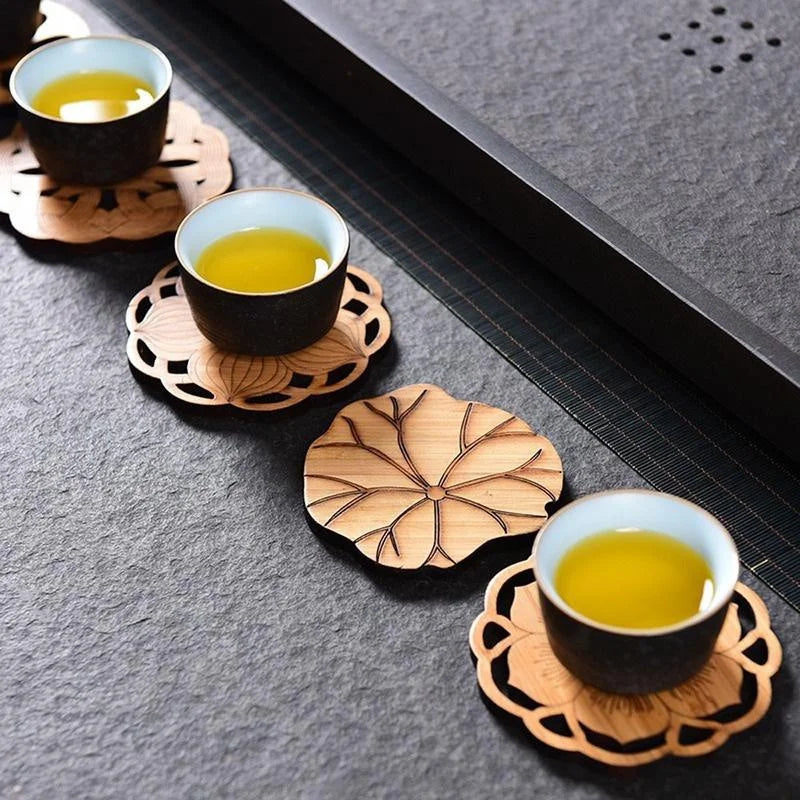 coasters bambou naturel fleur découpée artisanal moderne bordures noires serviette tasse thé