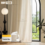 rideau moderne beige clair texture lin opacité bordure noire fenêtre maison