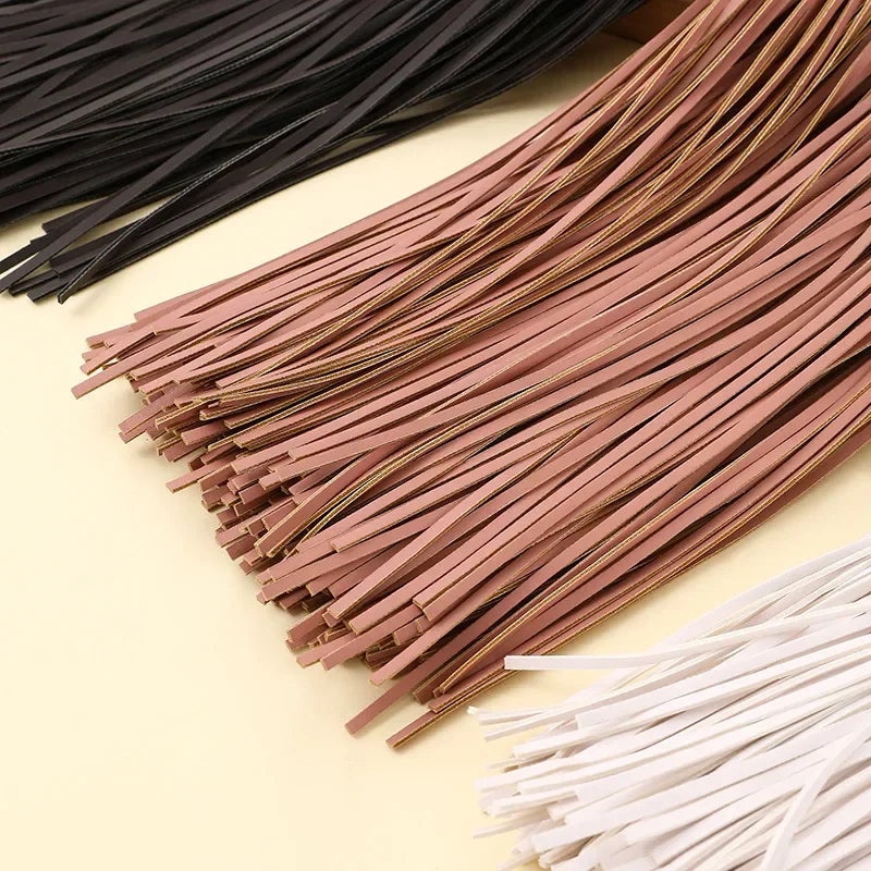 franges simili cuir noires blanches modernes vêtements textiles maison DIY decoration