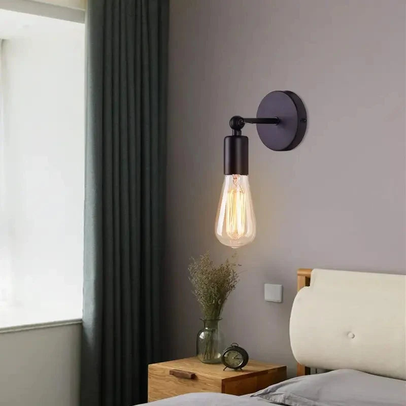 lampe murale industrielle vintage ampoule edison verre transparent noir blanc étude chambre