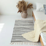 tapis boho ethnique marron beige noir bleu vert gris blanc multicolore rayures horizontales franges