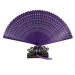 éventails pliants traditionnels motifs floraux rouge bleu violet noir vert marron étuis rangement clips