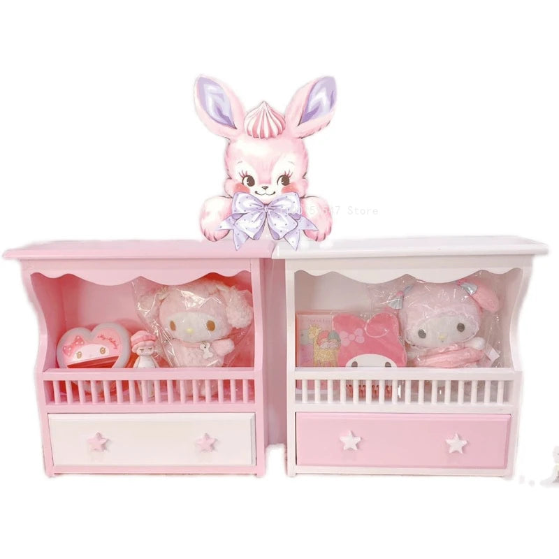 meuble tiroirs rose clair étoiles guirlande classique respectueux environnement blanc tiroirs grilles rangements