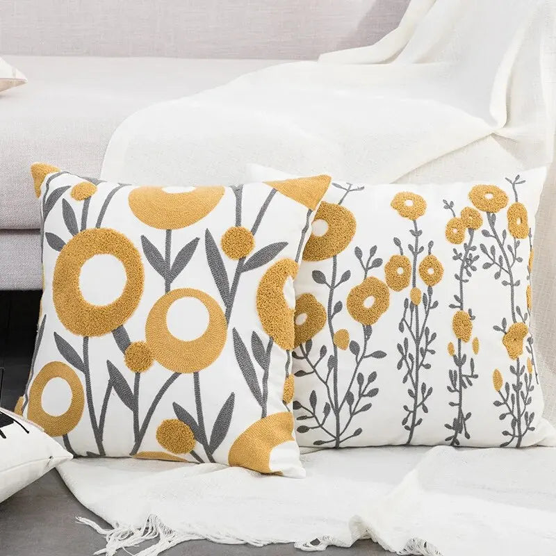 housse coussin carré motif floral moderne jaune gris coton blanc élégante