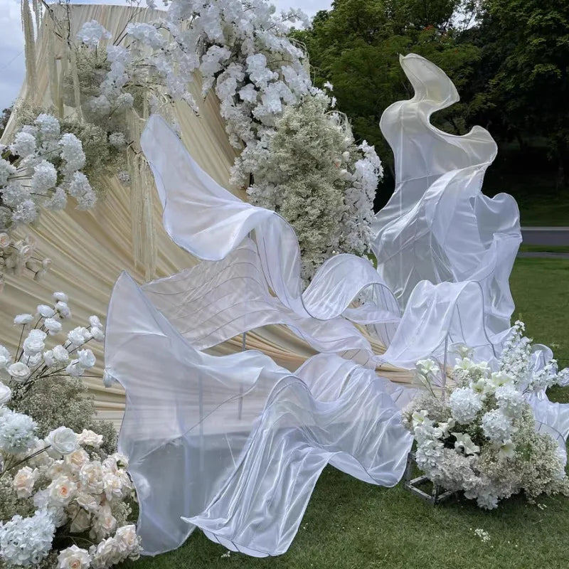 guirlandes textilées blancs ondulées décoration mariage anniversaire événements festifs aériennes transparentes