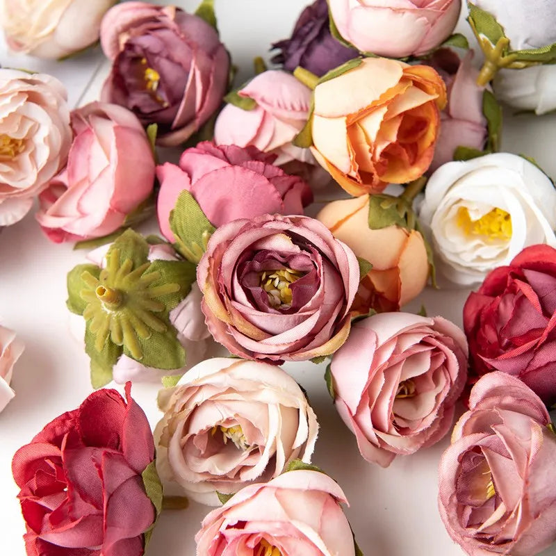 décoration intérieure fleurs artificielles roses délicates variées couleurs réaliste maison chambre table événements