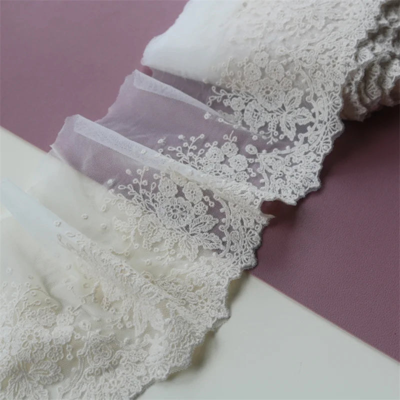 ruban dentelle fleurs blanches mariage translucide classique élasthanne polyester largeur sixteen cm erotique deco
