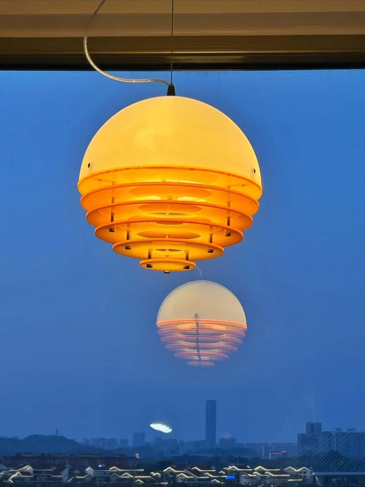 suspension lumineuse moderne blanc jaune acrylique 4500k 3000k 6000k