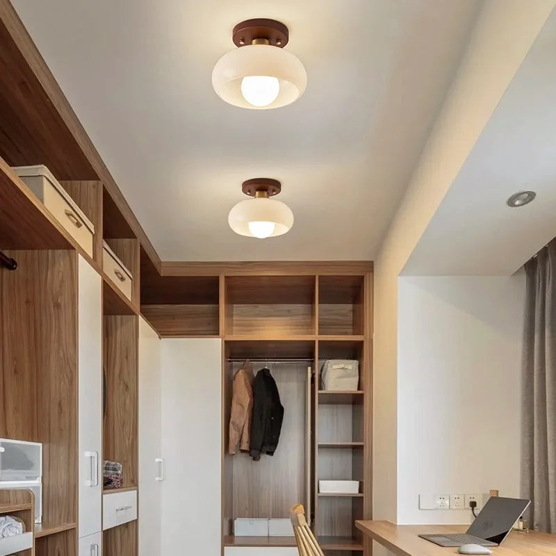 lampe moderne marron clair minimaliste éclairage quotidien bois verre ampoules led autonome