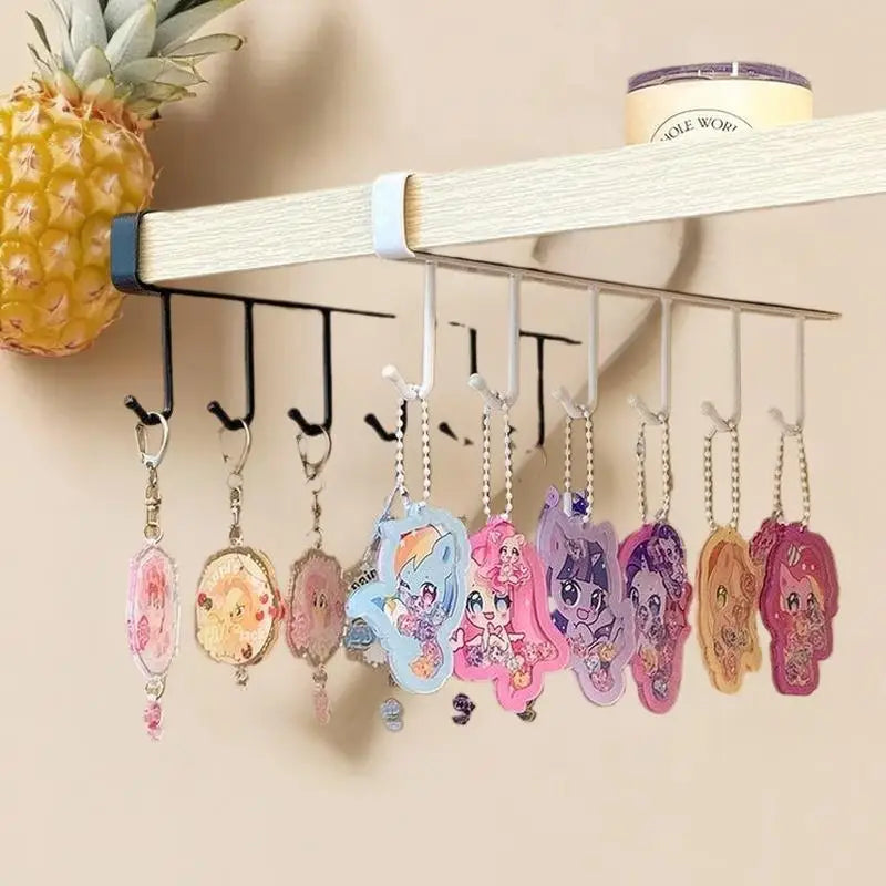 présentoir rotatif bois clips porte clés figurines animales multicolores peluche dessins animés bijoux finition