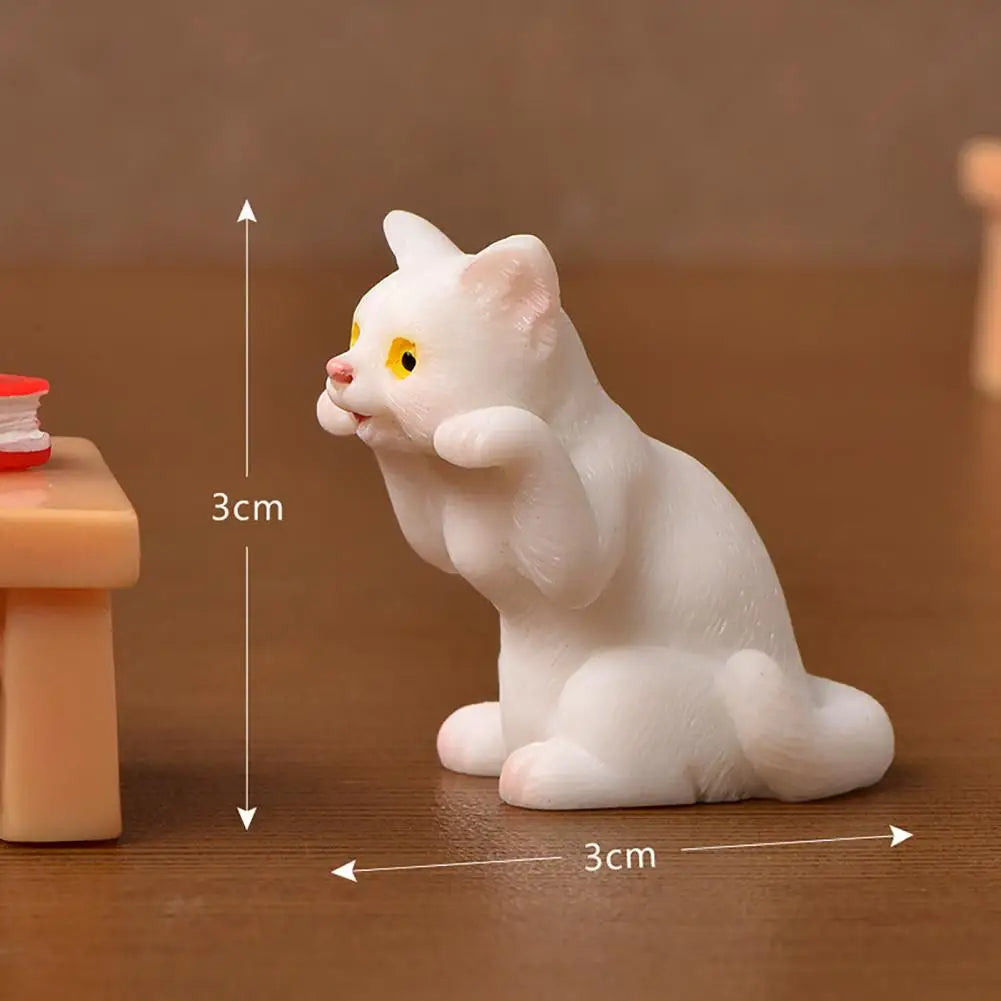 statuettes chats résine animaux compagnie réaliste détaillées blanc gris noir orange bleu yeux colorés