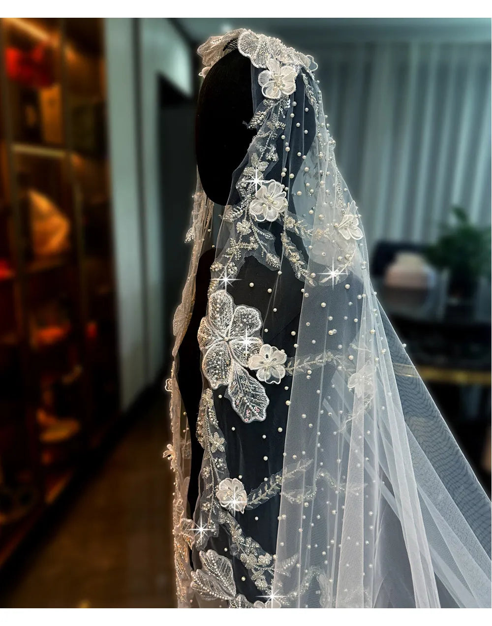 voile mariée noir blanc broderie florale paillettes clips cheveux classique élégant polyester cathédrale femme
