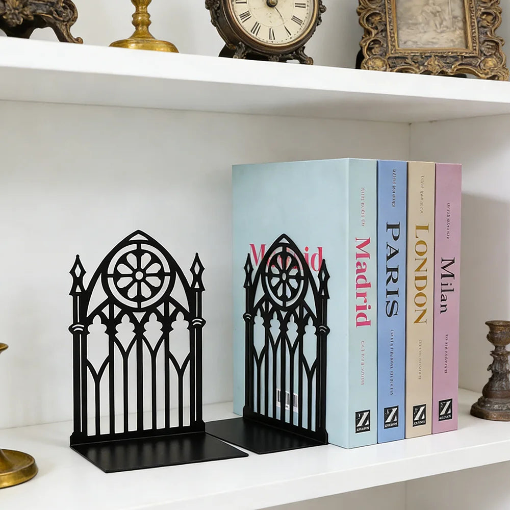 étuis livres gothiques métal motifs géométriques antiderapant noir decoration maison