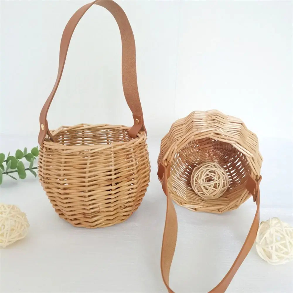 panier tressé osier poignée cuir marron rustique deco intérieur vintage naturel