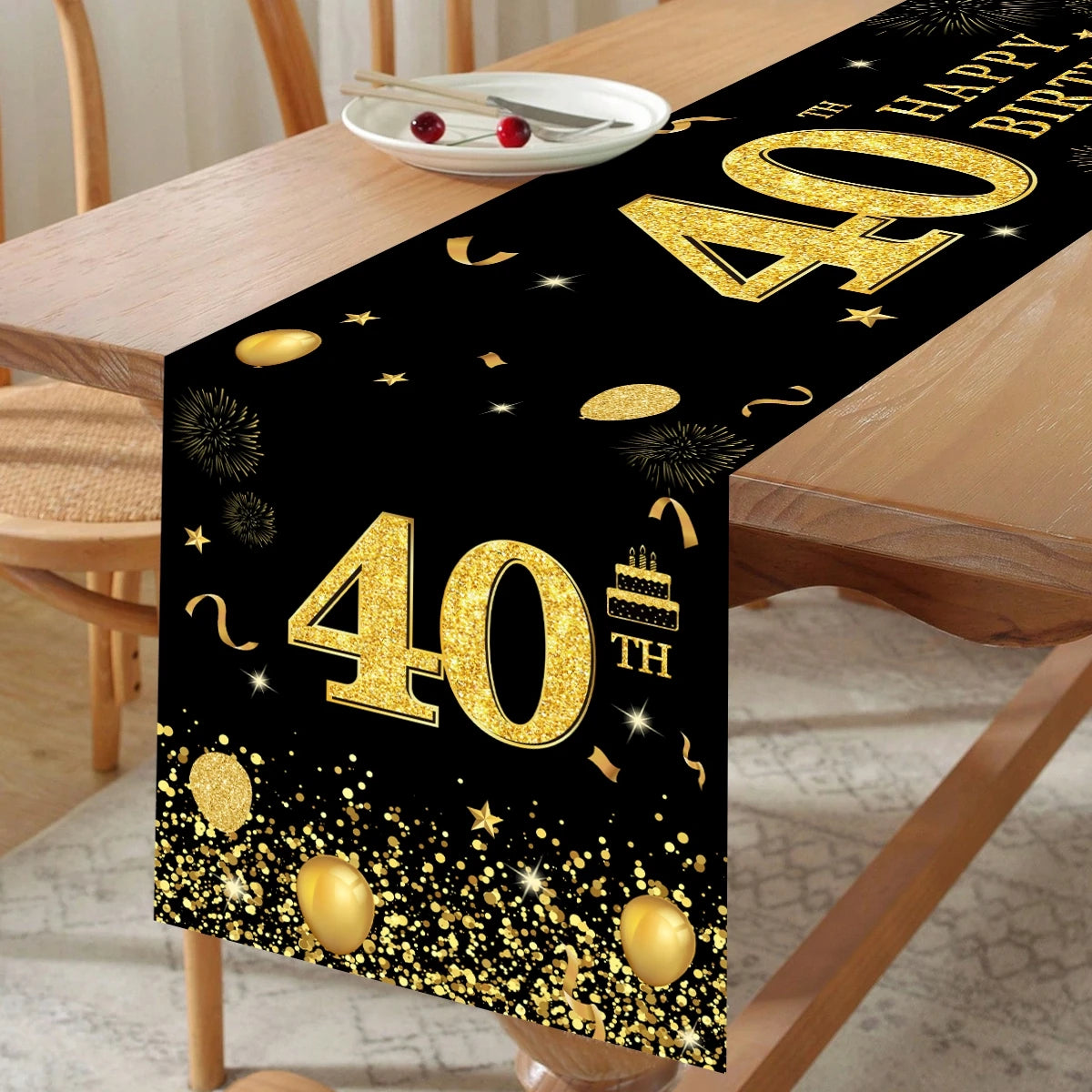 Chemin de table anniversaire personnalisable sur une table de fête