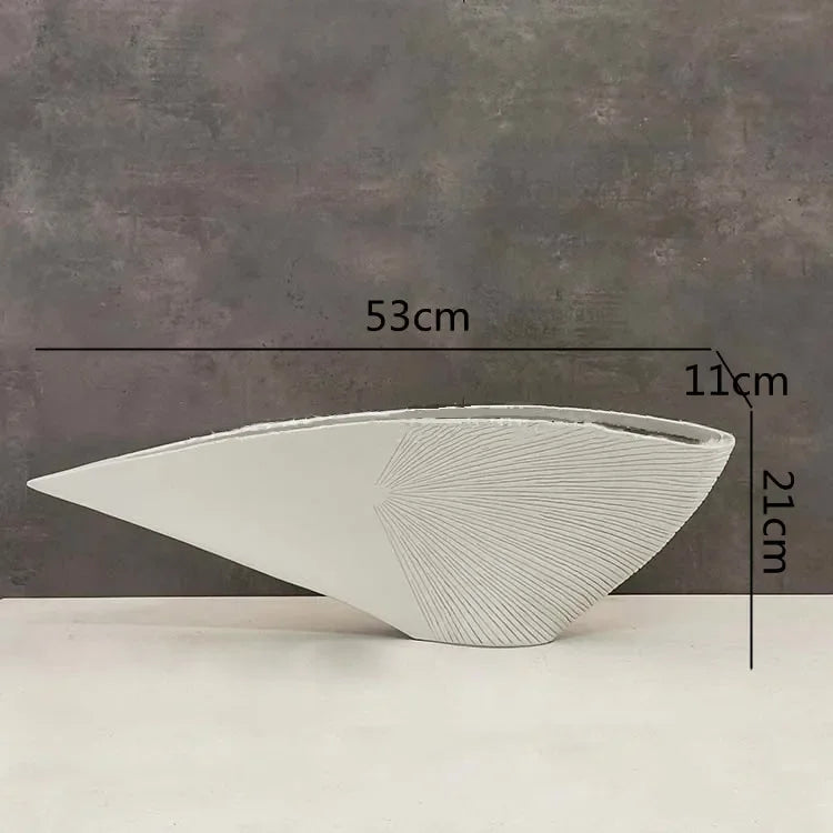 cache plat noir rayures fines moderne opacite vase table deco maison erotique echangisme erotique