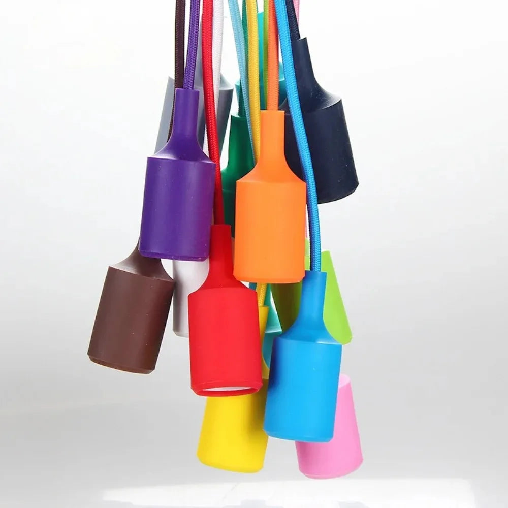 lustre suspendu moderne ampoule câble coloré salon chambre rouge noir blanc