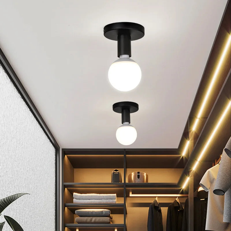 lampe moderne noire blanche métal fixée vis salon chambre opacité ronde