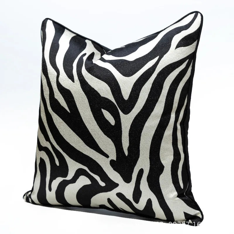 housse coussin jacquard motif zèbre moderne 100 polyester bleu marine noir marronclair blanc 60x60cm
