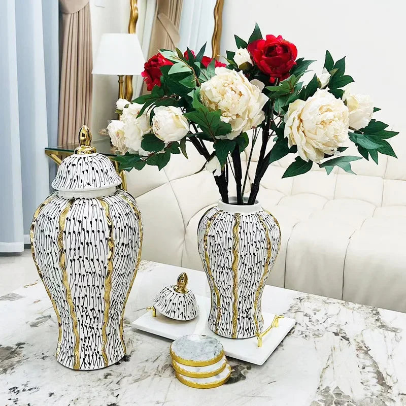 vase géométrique pois bordure dorée blanc noir intérieur élégant classique deco fleur pot gingembre