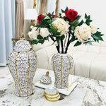 vase géométrique pois bordure dorée blanc noir intérieur élégant classique deco fleur pot gingembre