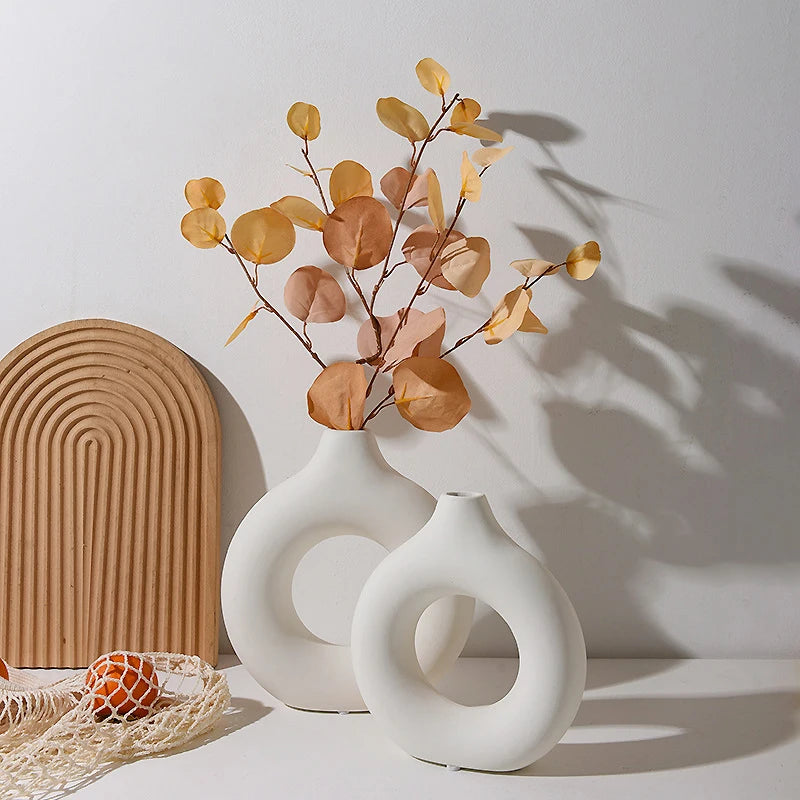 vases decoratifs blancs noirs modernes minimalistes rond simples