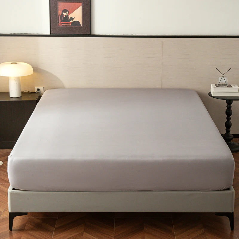 housse lit noire uni satinée élastique moderne 140cm 160cm 200cm polyester