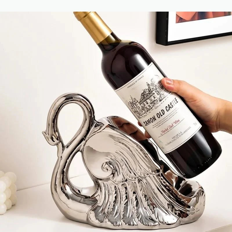 présentoir vin cygne blanc or argent plumes décoratif élégant bouteille rouge moderne sculpture animal