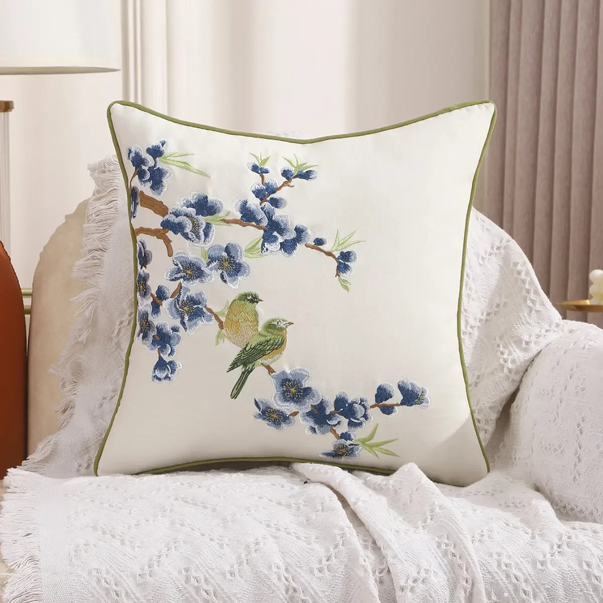 housses coussins decoratifs motif floral oiseau beige traditionnels decor salon chambre canape echangables machine