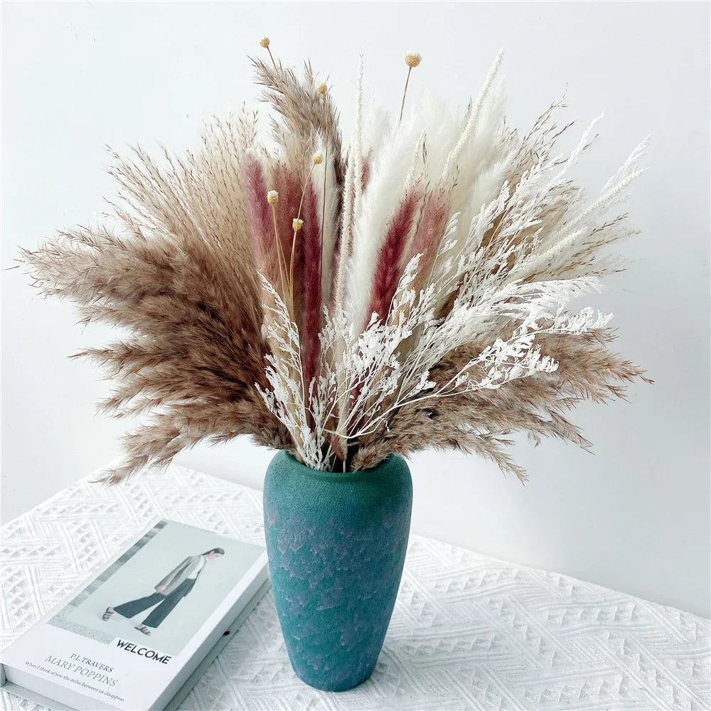 bouquet fleurs séchées herbe pampa naturelle beige blanc rose pâle décoration maison rustique
