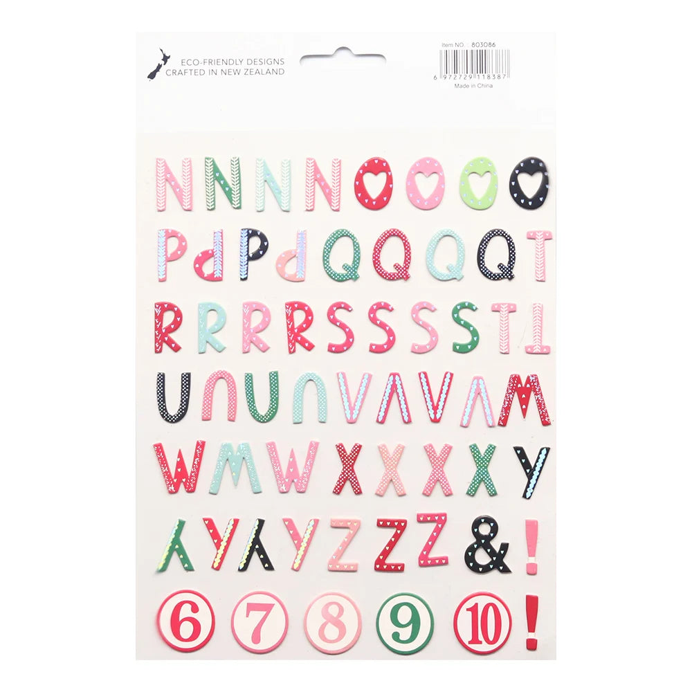 lettres capitales alphabet bois rose vert bleu noir blanc points coeurs rayures scrapbooking journalisation