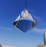 pendentif diamant transparent bleu clair facettes géométriques moderne élégant reflets colorés 42mm 52mm chainette
