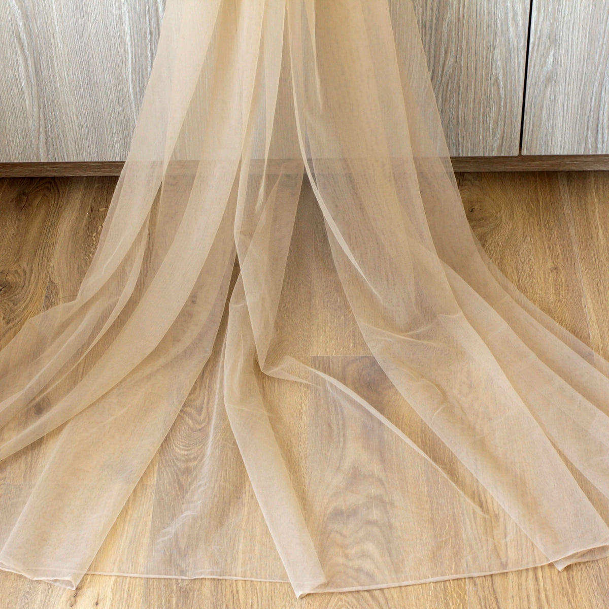 tulle polyester blanc cassé blanc pur largeur 300cm translucide texture fine élégant occasion mariage