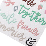 sticker epoxy violet bleu clair rose vert lettres stylisées fraises points decoration écriture fluide