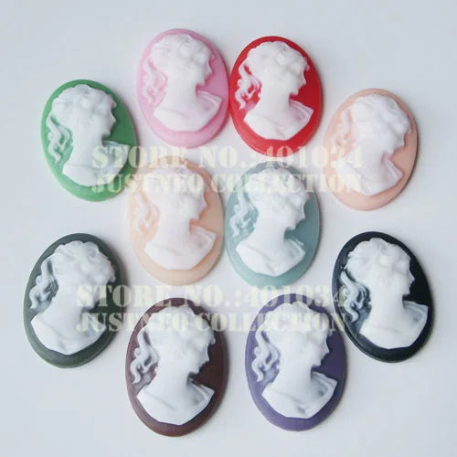 cameos femmes portraits ondulés détails floraux classiques opaques résine vintage fleurs rouges roses noires