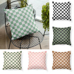 housse coussin velours carreaux vert clair blanc moderne nordique décoration intérieure lit canapé salon