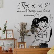 sticker mural couple enlacé romantique moderne ombre text This is us cœur stylé chambre