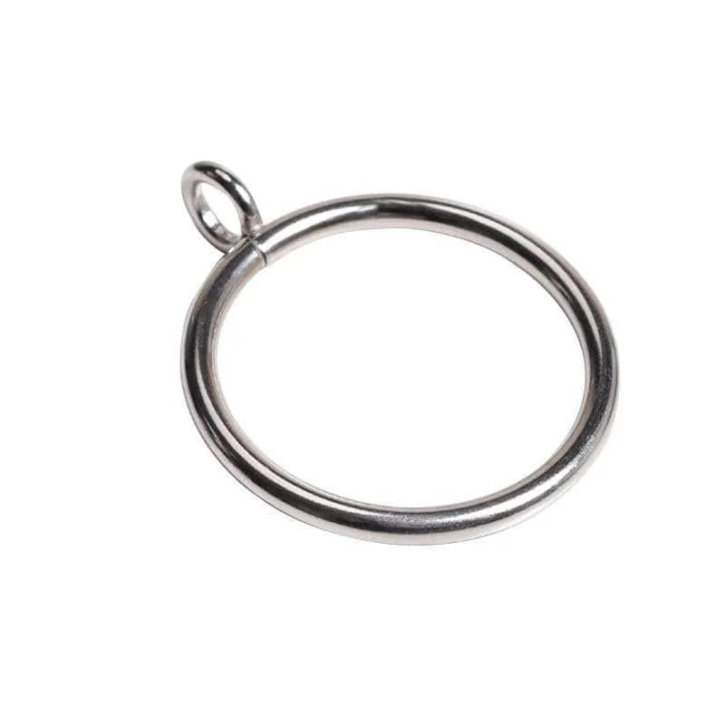 Anneau de suspension circulaire avec crochet intégré, idéal pour organiser et accrocher facilement divers objets. Design élégant et moderne, parfait pour une utilisation domestique ou professionnelle. Accessoire pratique pour optimisation de l'espace.