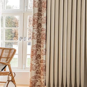 rideau beige motif floral texture naturelle opacité variable classique decoratif chambre maison