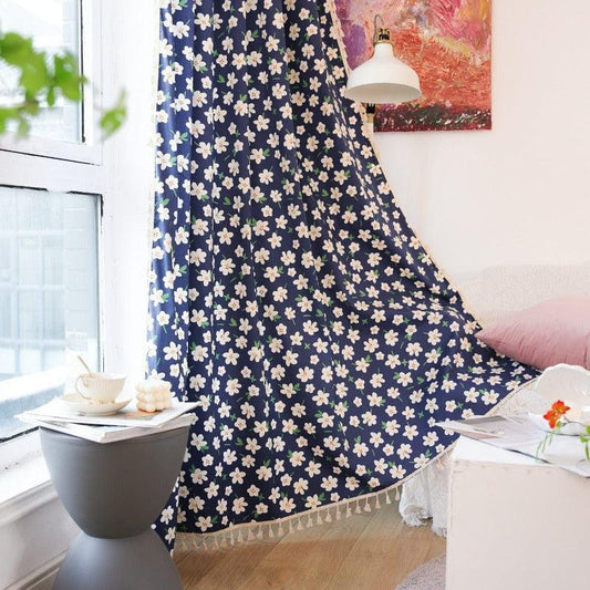 Rideau bleu marine en polyester à motifs floraux blancs